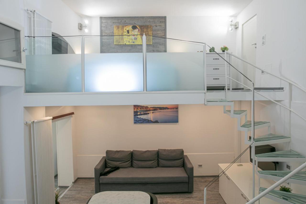 Salerno Mare E Luci Deluxe Apartment Exterior photo